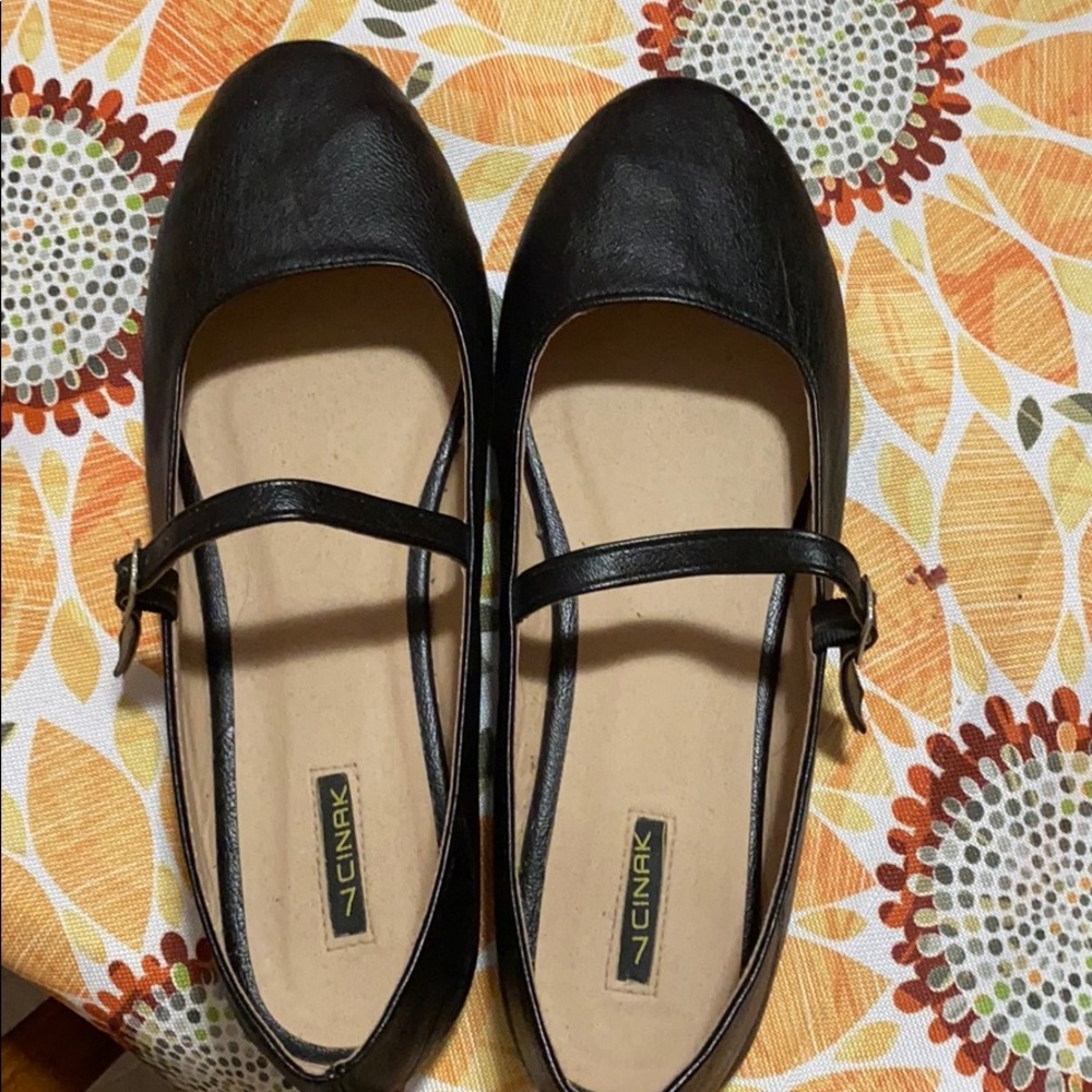Mary Jane flats